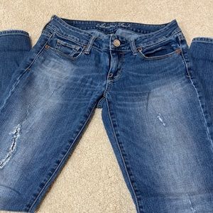 American Eagle Low Rise Ripped Skinny Jeans